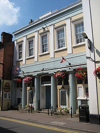 <span class="mw-page-title-main">Upton-upon-Severn Memorial Hall</span> Municipal building in Upton-upon-Severn, Worcestershire, England