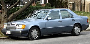 Mercedes-Benz 300E -- 02-10-2012.jpg