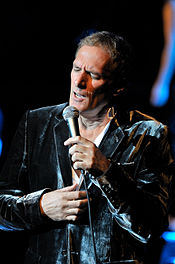 Michael Bolton wrote the 1990 single "Forever" with Stanley. Michael Bolton-01.jpg
