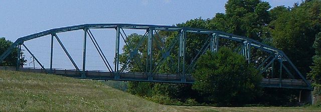 Former bridge over the Wabash River formerly featured in Ripley's Believe It or Not! This bridge was replaced in 2011 and demolished in 2012.