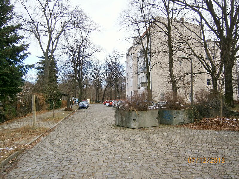 File:N-schönhsn (42) Frühlingstraße O.JPG