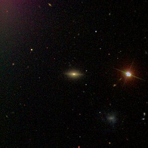 NGC 3999 with LEDA 4304240 (ru) [1] SDSS recording