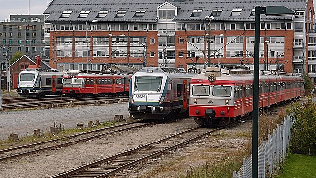 NSB class 69 and 72 trains at Drammen in 2011