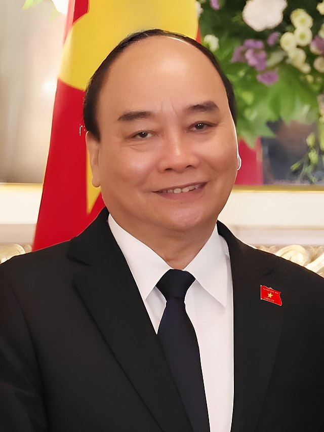 Nguyễn Xuân Phúc - Wikipedia