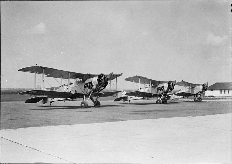 File:No. 3 Squadron RCAF Wapitis 544, 541, and 538 Rockcliffe 1939.jpg