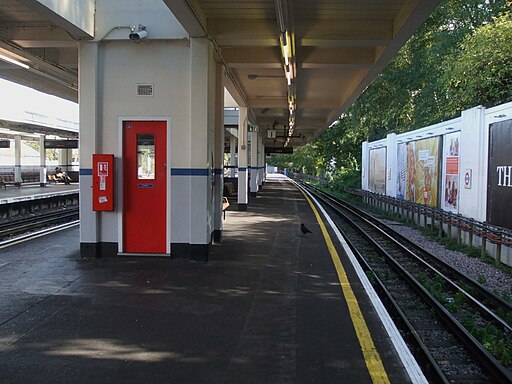 Northfields station platform 1 look east