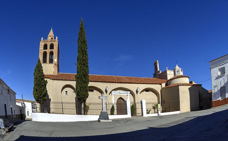 File:Nuestra Señora de la Asunción en Valencia de las Torres.jpg