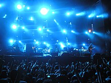 Oasis performing live in 2009. OasisSP2009.JPG