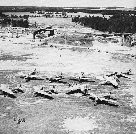 Do-335s on the apron at Oberpfaffenhofen at the war's end, including unfinished two-seat versions
