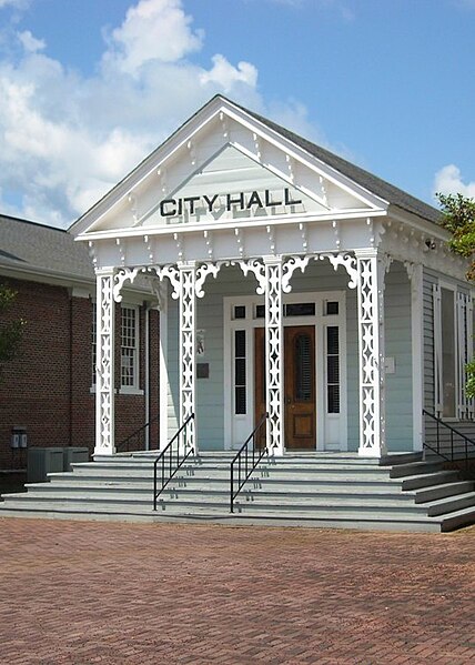 File:Old Marion City Hall.jpg