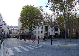 A Place de Torcy cikk illusztráló képe