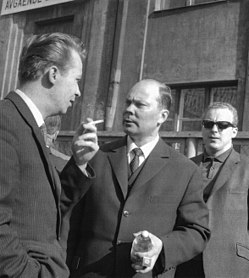 Lähdössä Leningradiin 17.6.1963: RSO:n intendentti Aulis Sallinen, ylikapellimestari Paavo Berglund ja viulisti Pertti Kiri.