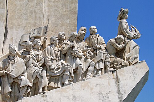 Het Padrão dos Descobrimentos is een monument ter ere van de Portugese ontdekkingsreizigers die in het tijdperk van de grote ontdekkingen de wereld hebben verkend.