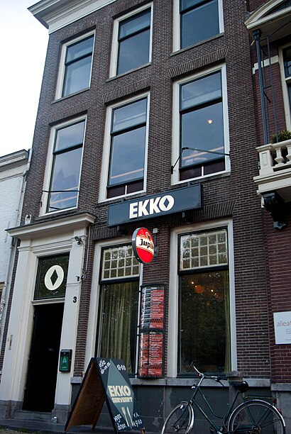 Hoe gaan naar Ekko met het openbaar vervoer - Over de plek