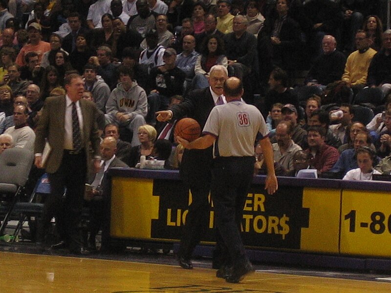 File:Phil Jackson (71083388).jpg