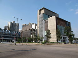 Biblioteca Pública Ping Shan Tin Shui Wai 2013.jpg