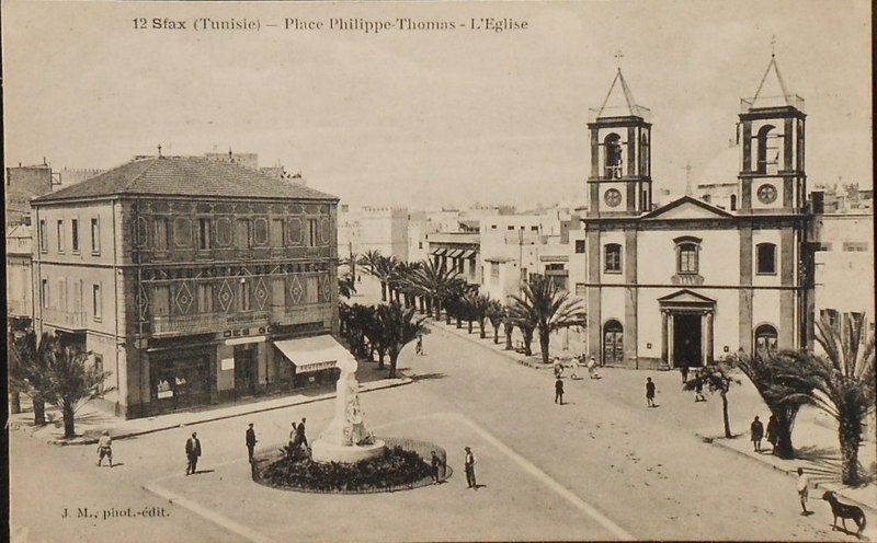 File:Place Philippe Thomas Sfax 1910s.jpg