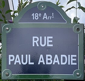 Voir la plaque.