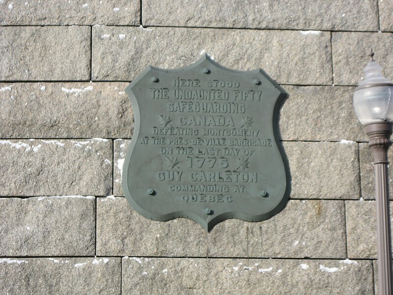 File:Plaque de la victoire de Guy Carleton a la barricade Pres-de-Ville - Anglais.jpg