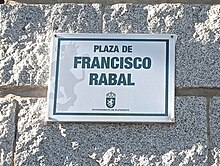 Rótulo de la Plaza Francisco Rabal en Alpedrete