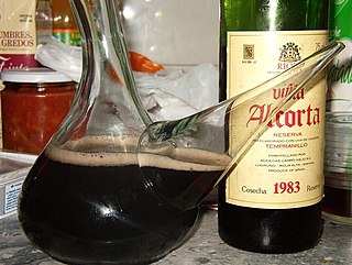 <span class="mw-page-title-main">Calimocho</span> Drink with red wine and cola