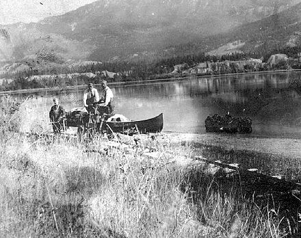 The tramway at Columbia Lake Portage tramway at Canal Flats BCA B-03720.JPG