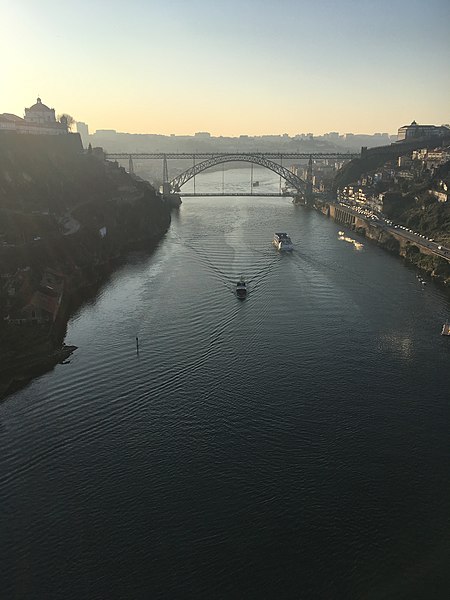 File:Porto (31678875067).jpg