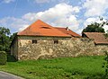 Čeština: Bývalý dvůr v Sušici, části Postupic English: Old grange in Sušice, part of Postupice village, Czech Republic