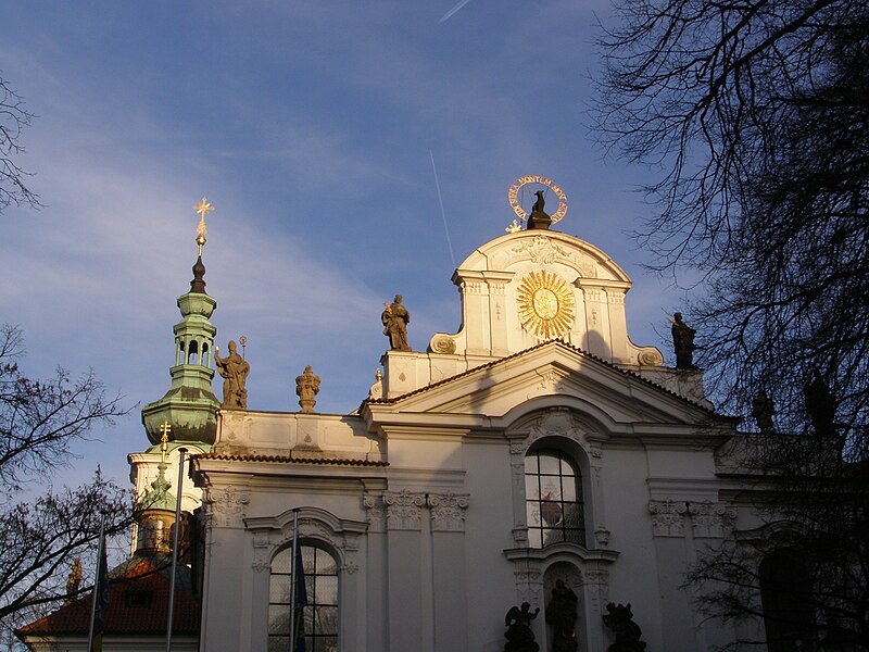File:Praha, Strahovský klášter, bazilika 02.jpg
