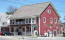 Putney General Store, built 1840-1900[3]