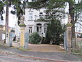 Entrance gate at Hohe Straße 38