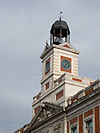Башенные часы на Доме почты в Мадриде