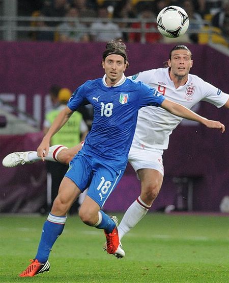 Fail:Riccardo_Montolivo_and_Andy_Carroll_England-Italy_Euro_2012.jpg