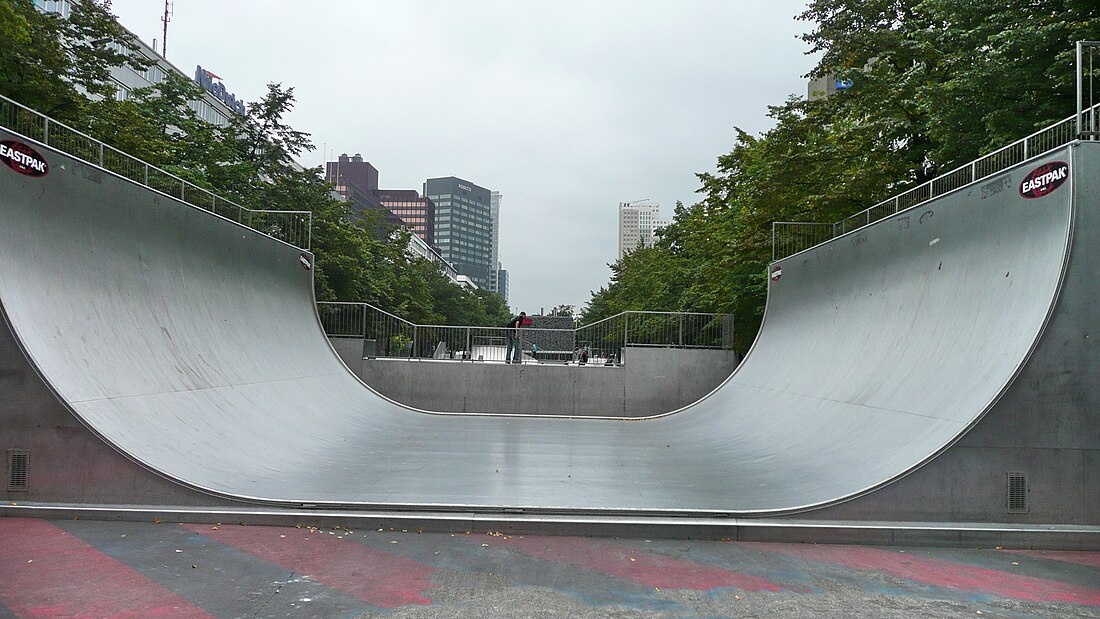 Half-pipe