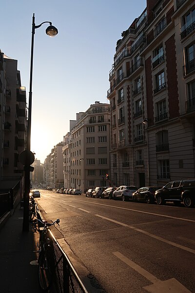 File:Rue Raynouard, Paris 16e 2.jpg