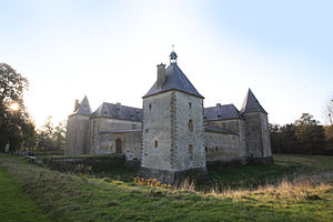 Sapogne-sur-Marche Château de Tassigny - le Château de Tassigny - Photo Francis Neuvens lesardennesvuesdusol.fotoloft.JPG