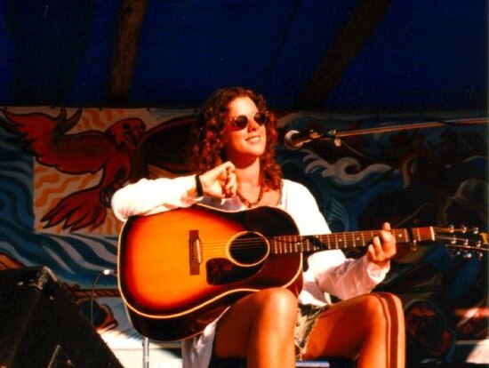 McLachlan at a 1993 benefit for Clayoquot Sound