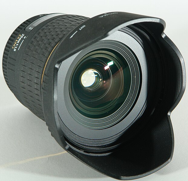 File:Sigma EX DG 20mm f1.8.jpg