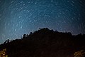 Trilha de estrelas em Rishikesh, Índia.