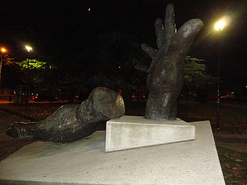 Statue of Hands