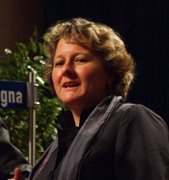 File:Svenja Schulze, 2010.JPG