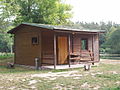 Jedna z chatek malého tábora v táboře J. A. Komenského v Bělči nad Orlicí.