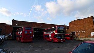 Garage per autobus di Thornton Heath (3380241490).jpg