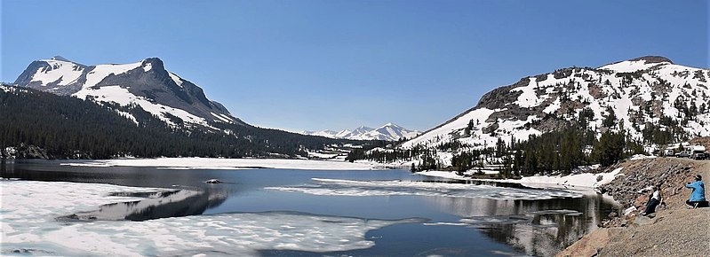 File:Tioga Lake, Yosemite National Park.jpg