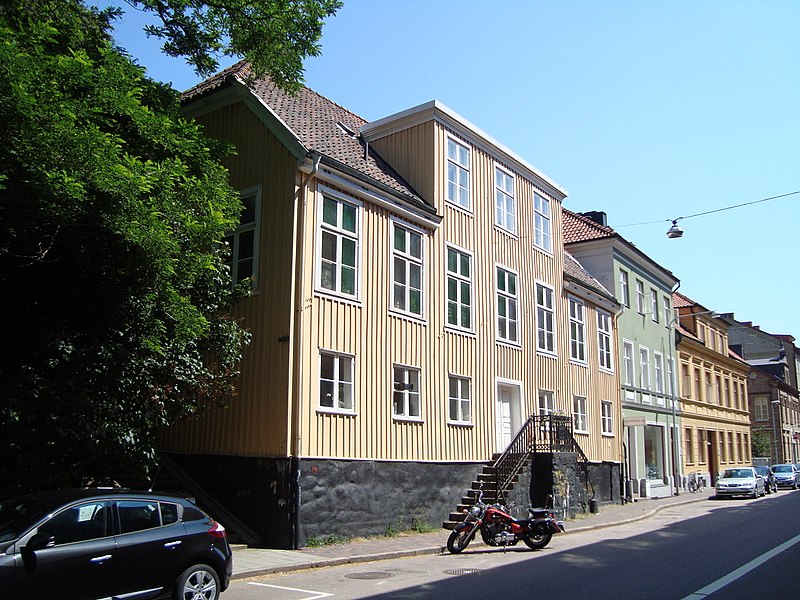 File:Tornerhjelmska huset.jpg