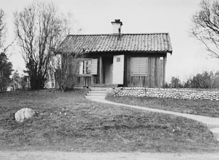 Huvudbyggnaden 1967 (fortfarande utan förstukvist).