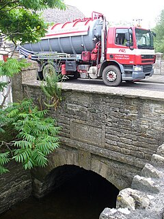 <span class="mw-page-title-main">Cricklade Town Bridge</span> Bridge in Cricklade