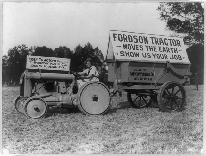 File:Tractor-Fordson-1921.jpg