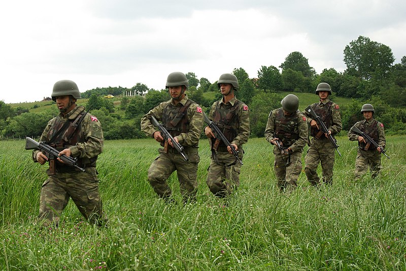 File:Turkish KFOR soldiers demonstrate quick reaction skills.jpg