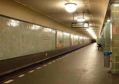 Ubahn Schoenleinstr